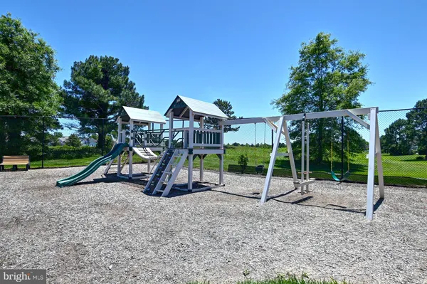 $485,000 | 8 Village Green Drive, Ocean View, DE 19970