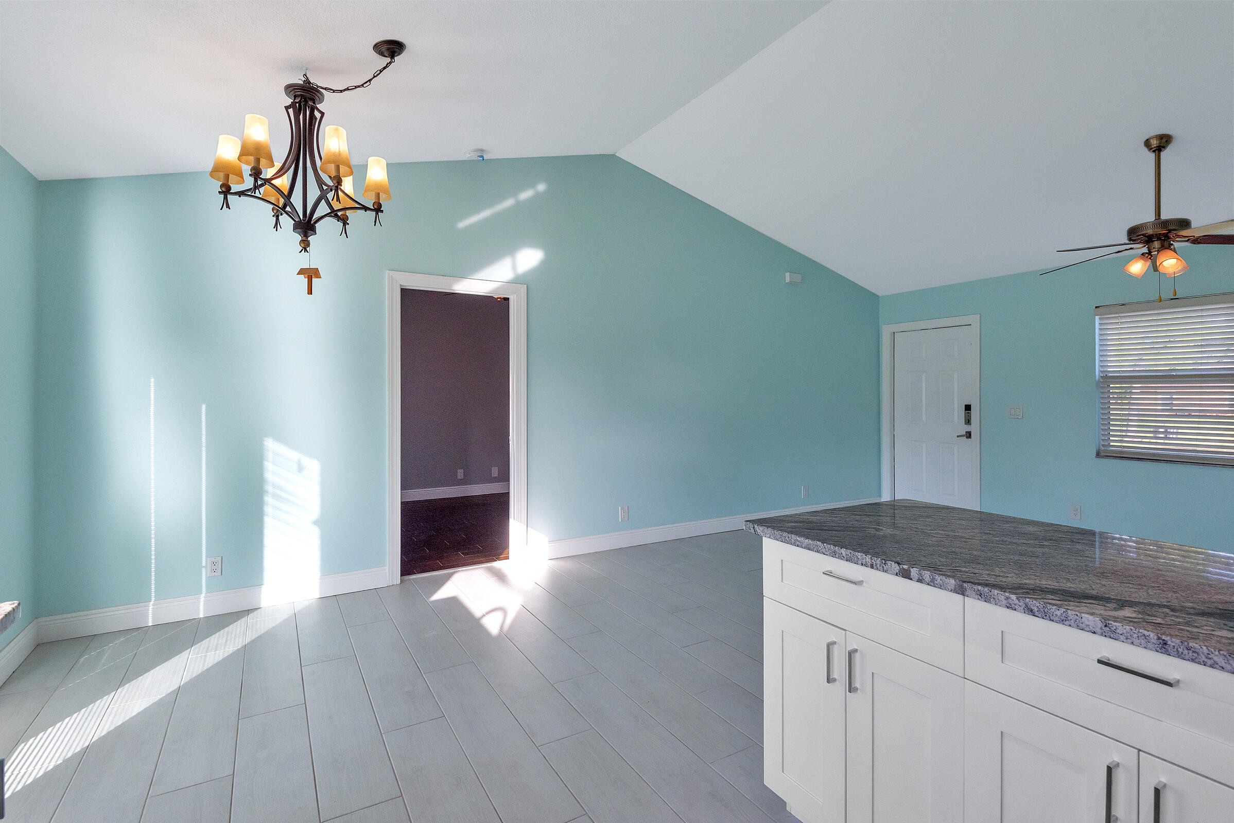 14312 86th Road North The Acreage, FL 33470 - Photo 19 of 39 14312 - 025