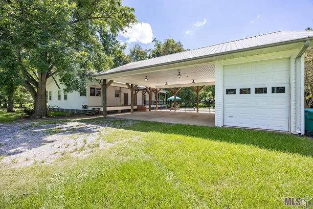$345,000 | 9324 Burnside Road, Erwinville, LA 70729