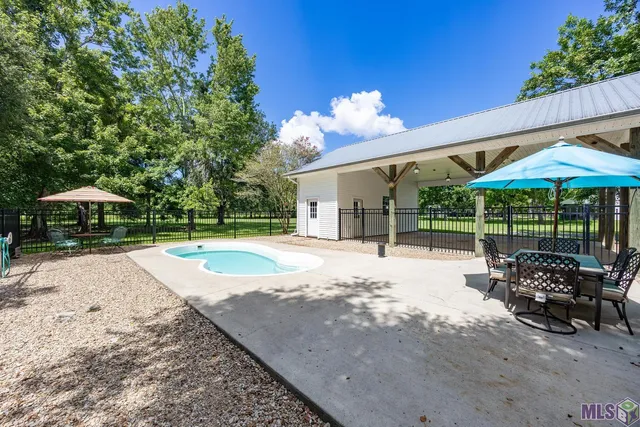 $345,000 | 9324 Burnside Road, Erwinville, LA 70729