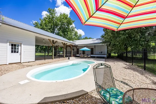 $345,000 | 9324 Burnside Road, Erwinville, LA 70729