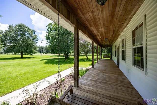 $345,000 | 9324 Burnside Road, Erwinville, LA 70729