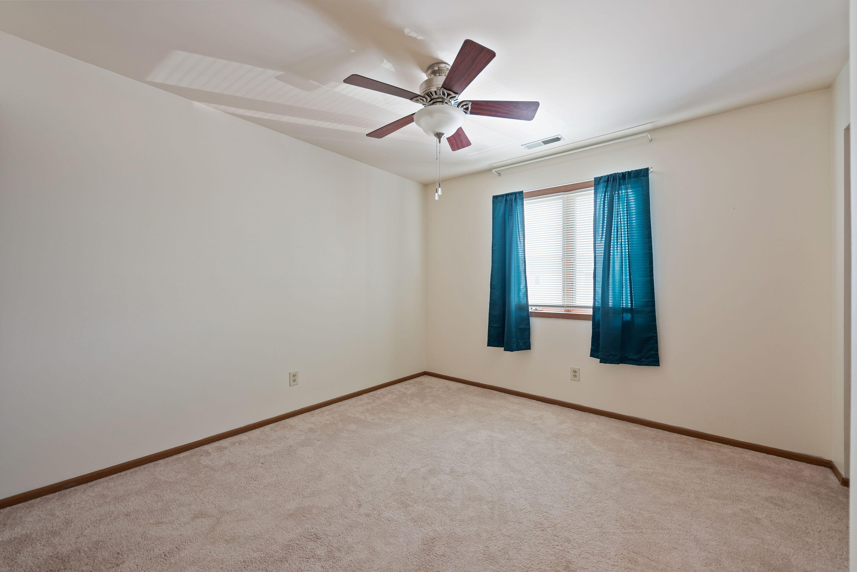 9651 Merrillville Road, Unit 204 Crown Point, IN 46307 - Photo 20 of 26 2996x2000
