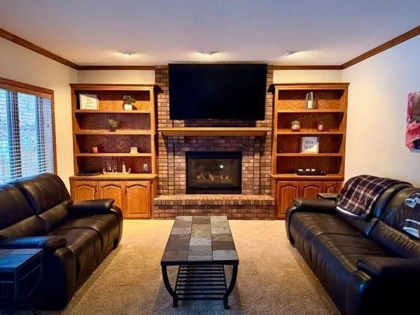 $545,000 | 7832 18th Street North, St. Paul, MN 55128