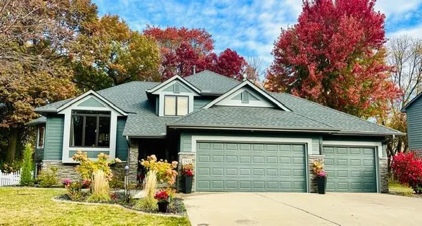 $545,000 | 7832 18th Street North, St. Paul, MN 55128