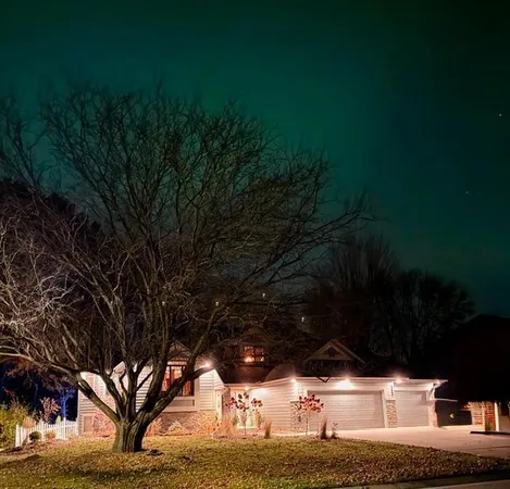 $545,000 | 7832 18th Street North, St. Paul, MN 55128