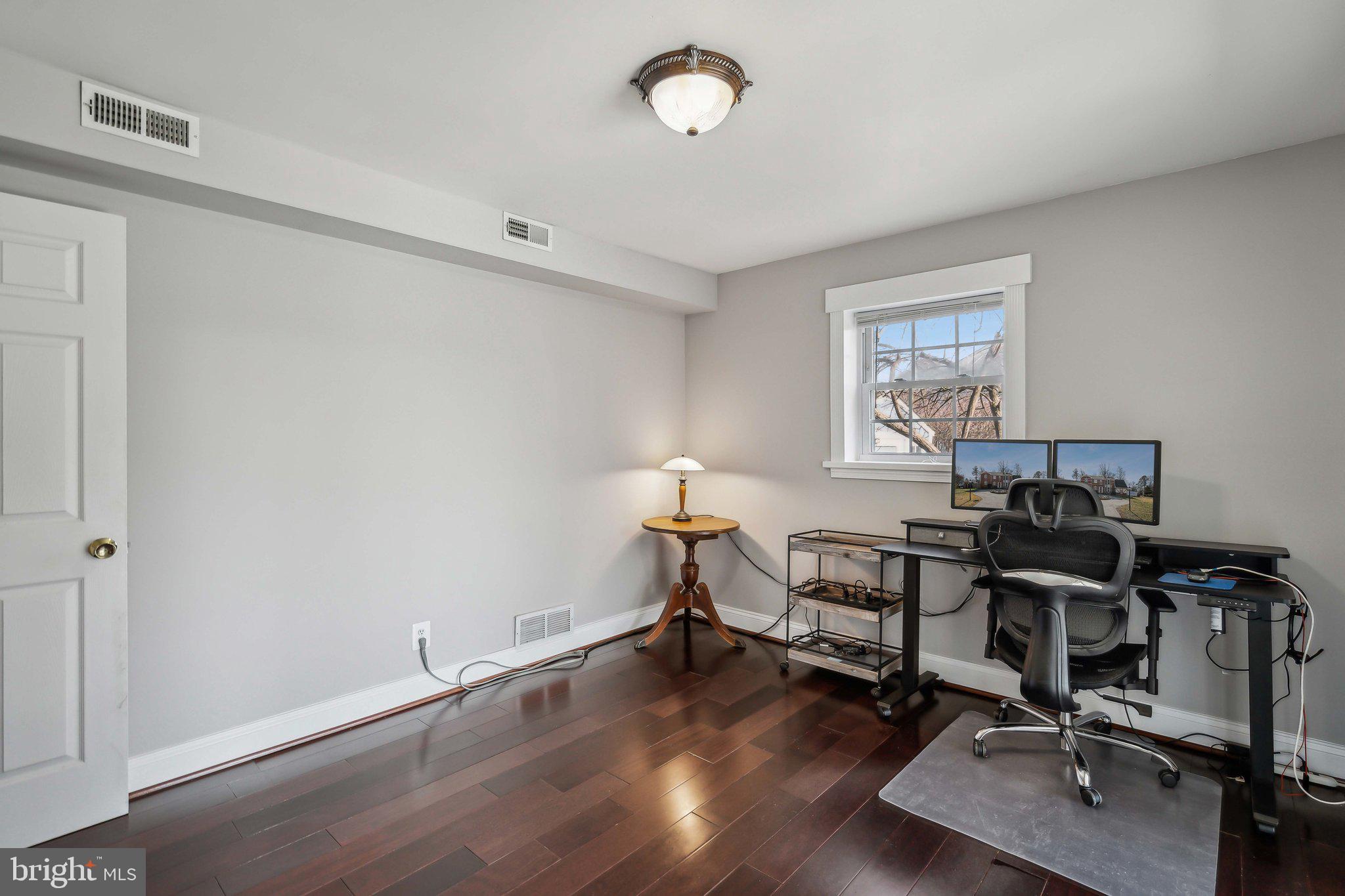 6731 Nicholson Road Falls Church, VA 22042 - Photo 24 of 37 Gallery Image 24