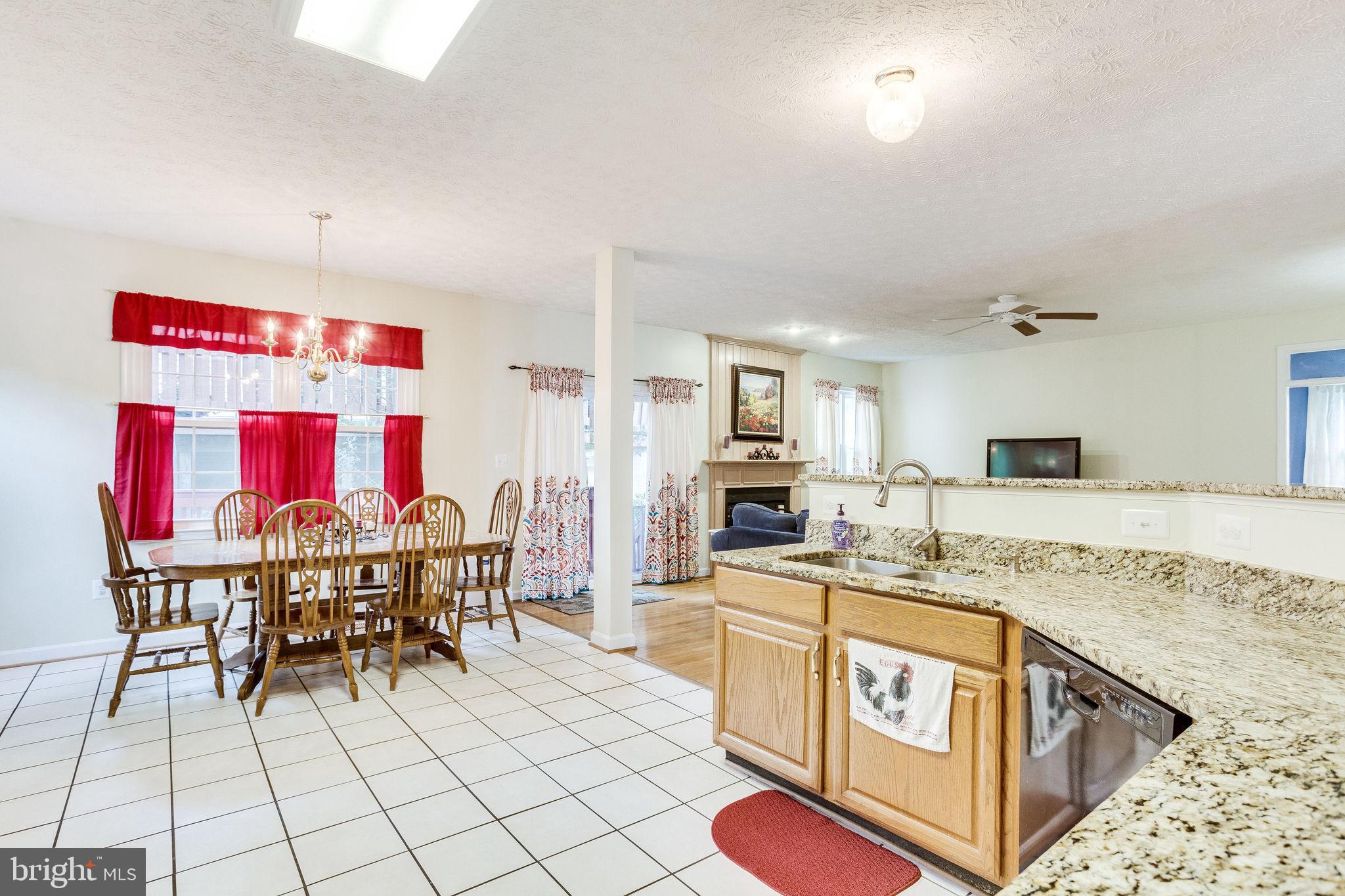8306 Pleasant Chase Road Jessup, MD 20794 - Photo 5 of 37
