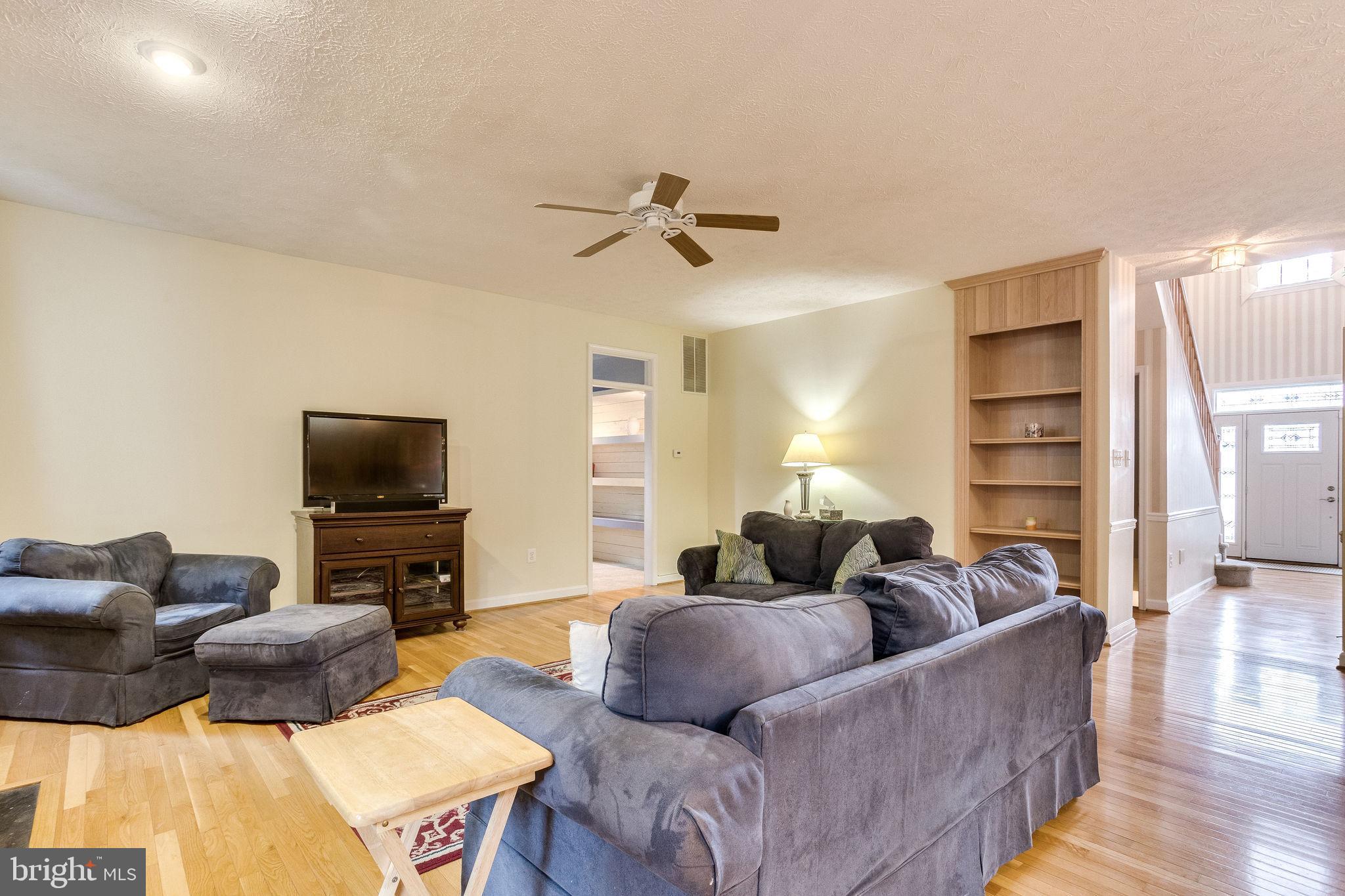 8306 Pleasant Chase Road Jessup, MD 20794 - Photo 8 of 37