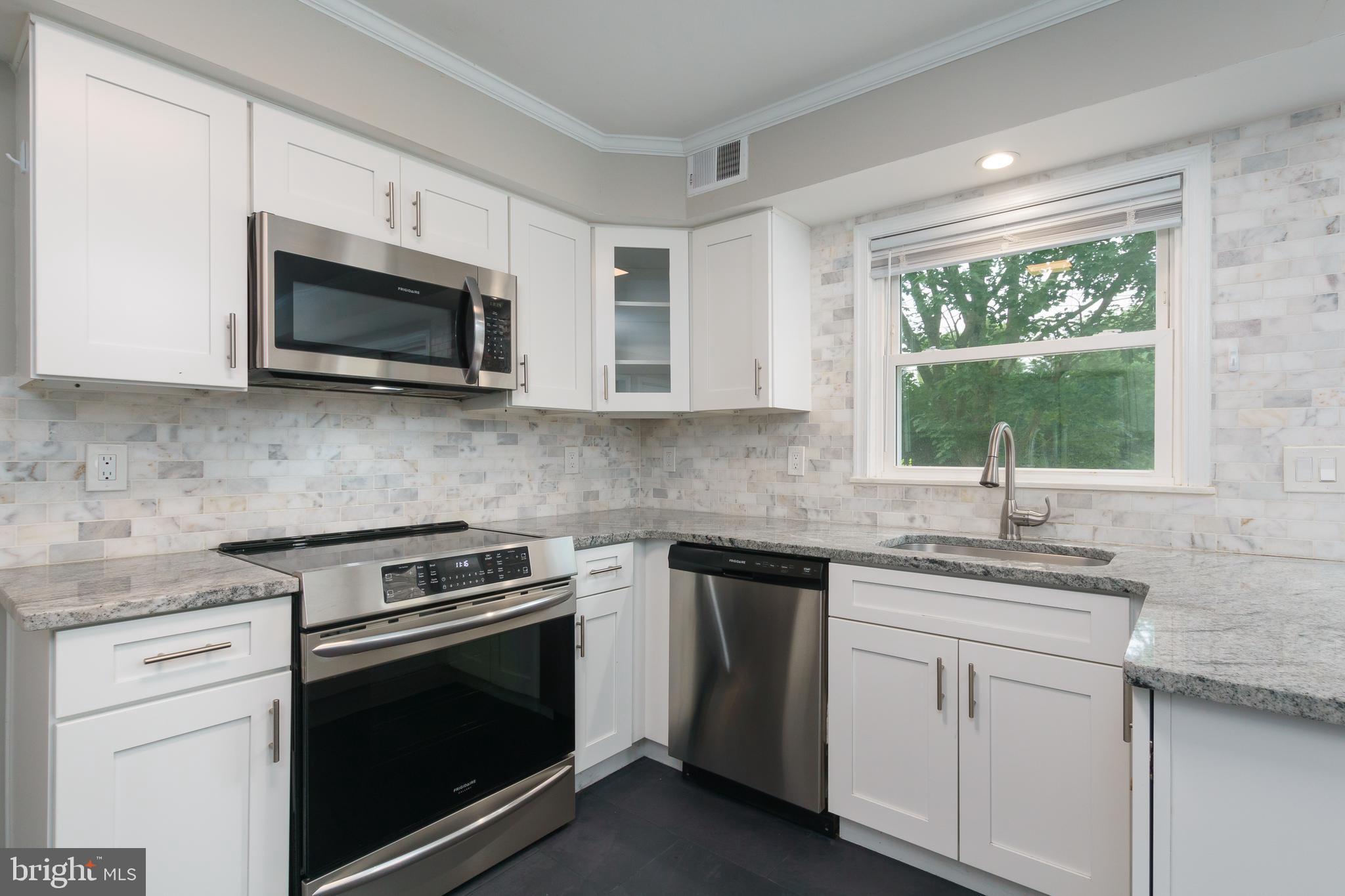 5 Sandy Lane Ewing, NJ 08628 - Photo 11 of 37 Stainless steel appliances