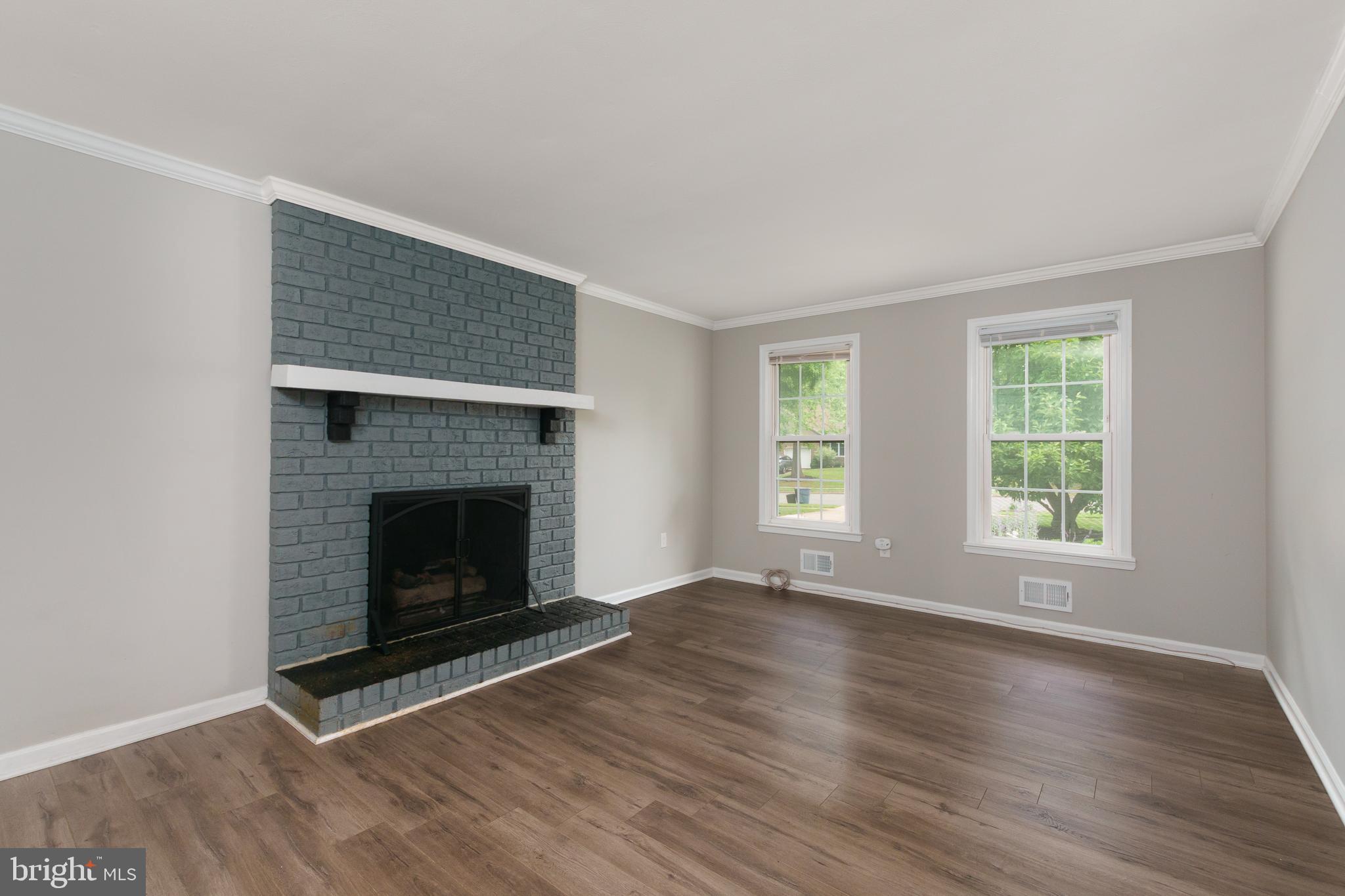 5 Sandy Lane Ewing, NJ 08628 - Photo 18 of 37 Family room with gas fireplace