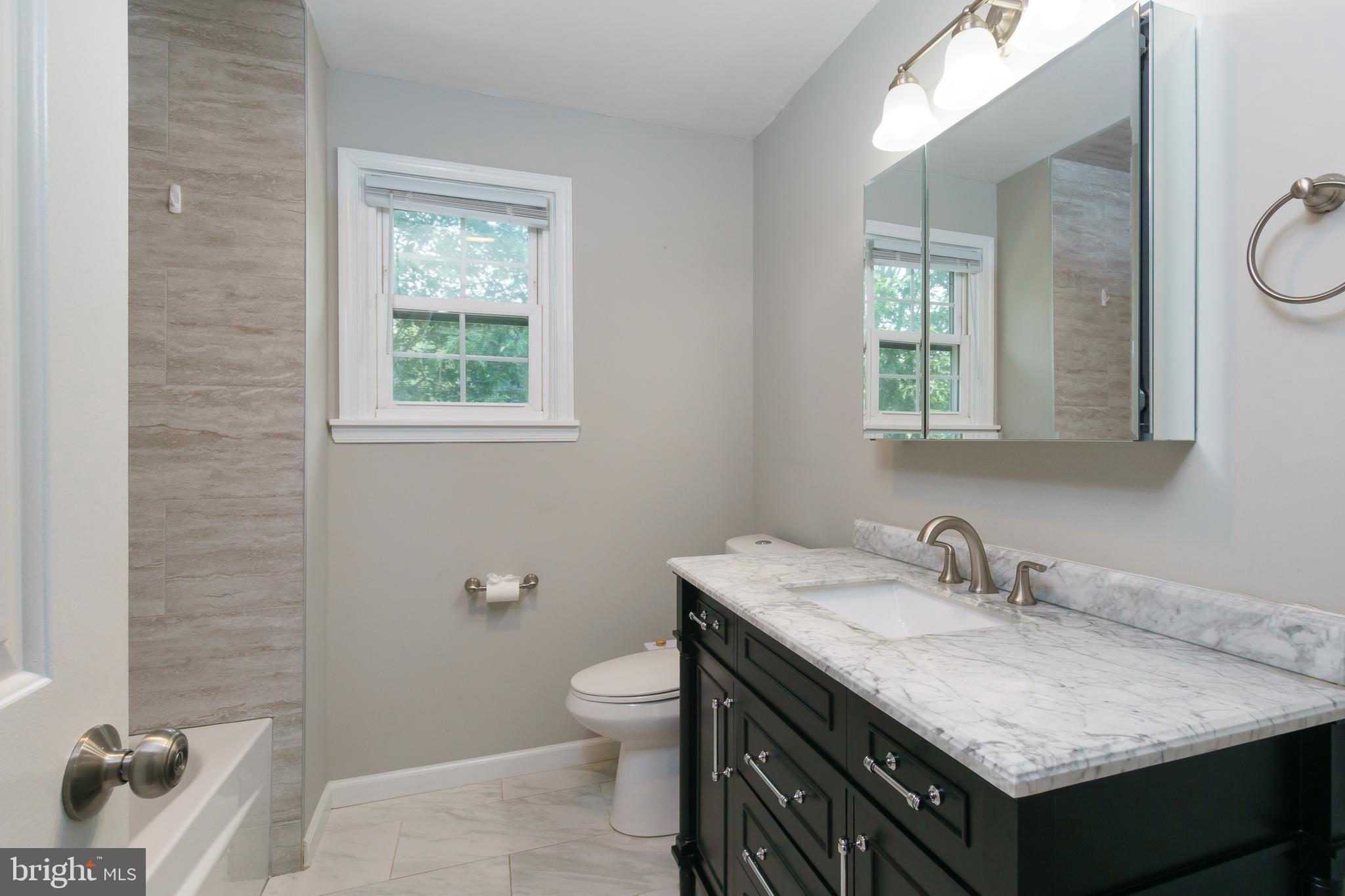 5 Sandy Lane Ewing, NJ 08628 - Photo 27 of 37 Full hall bath