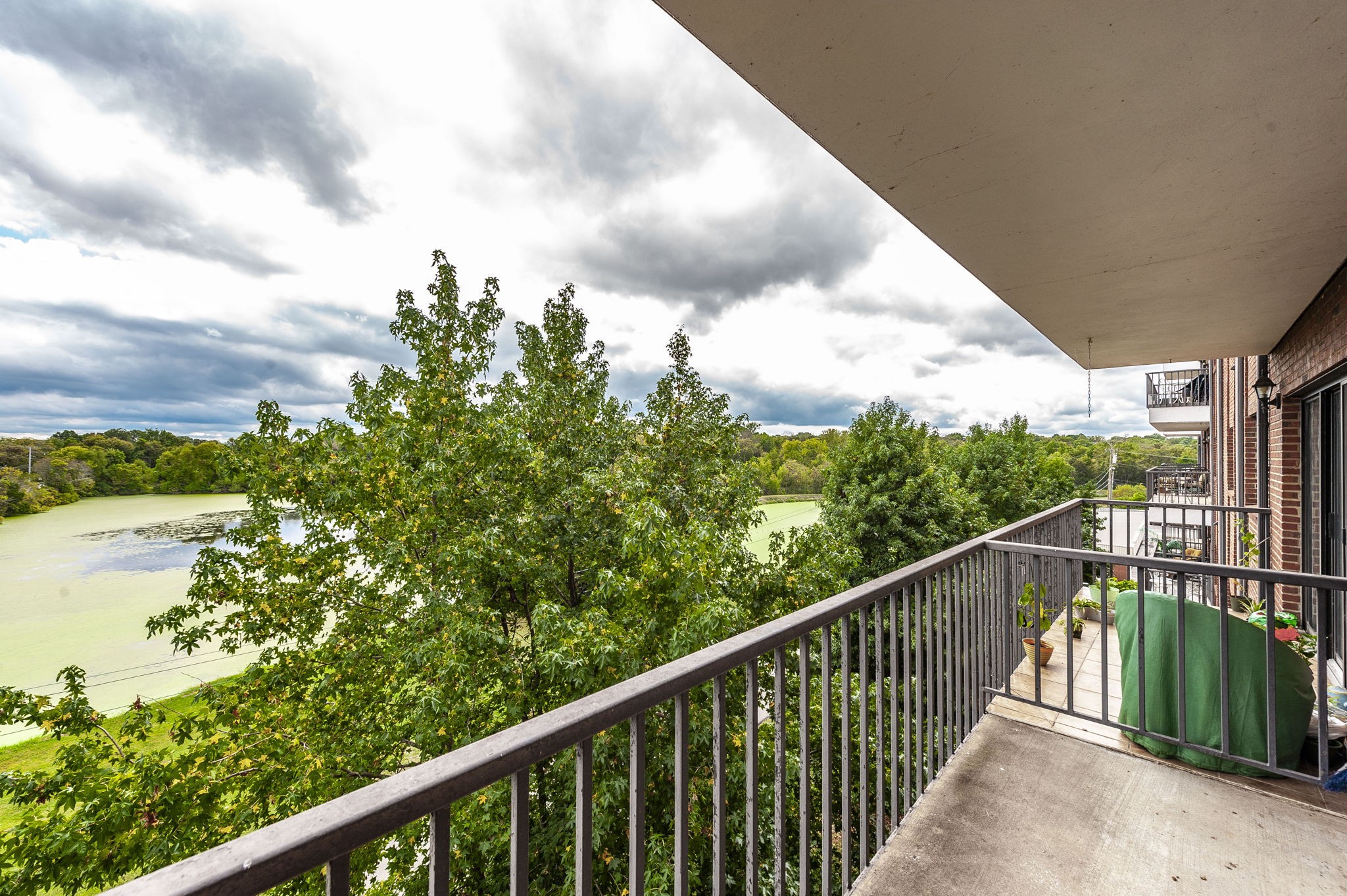 200 Sanders Ferry Road, Unit 1403 Hendersonville, TN 37075 - Photo 3 of 67 Gallery Image 3