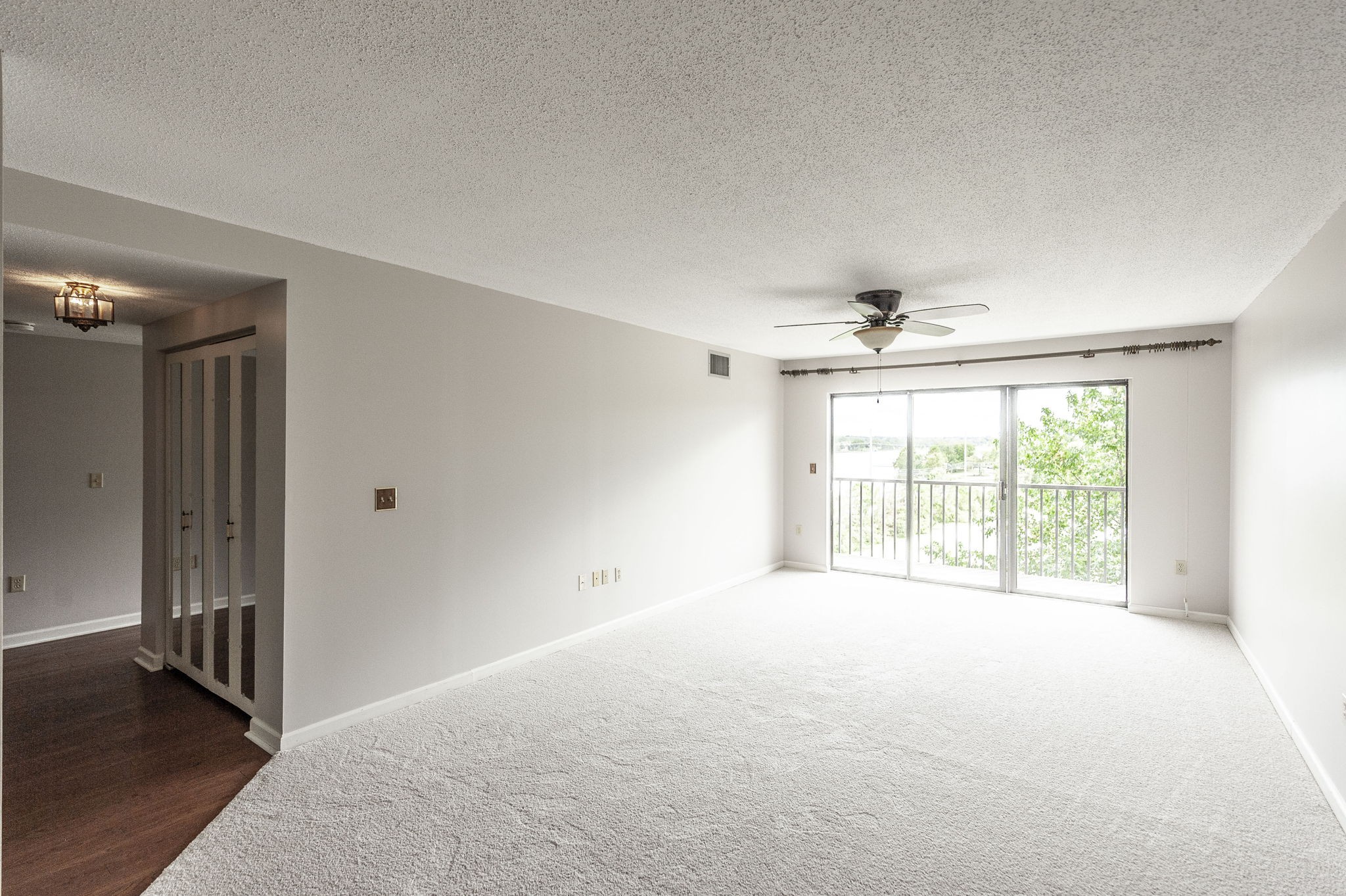 200 Sanders Ferry Road, Unit 1403 Hendersonville, TN 37075 - Photo 6 of 67 Gallery Image 6
