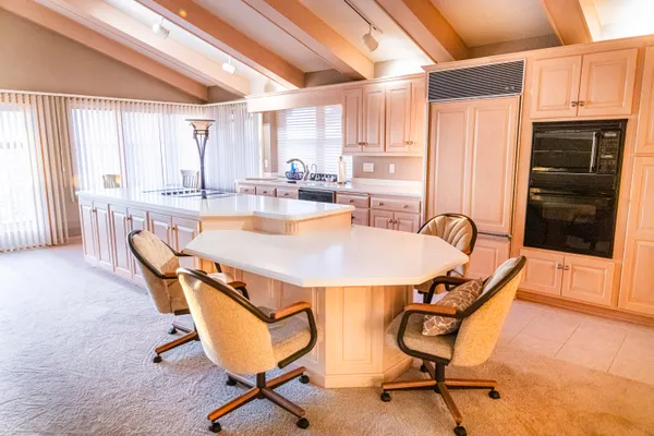 $1,100,000 | 564 Lake Drive, Coldwater, MI 49036