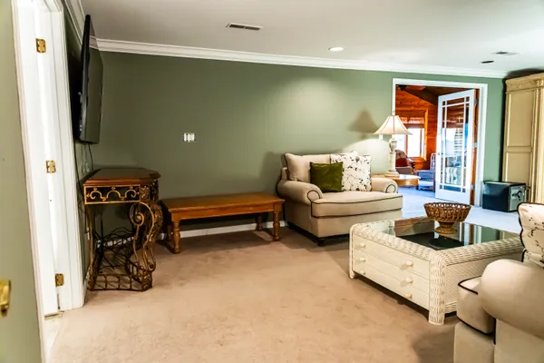 $1,100,000 | 564 Lake Drive, Coldwater, MI 49036