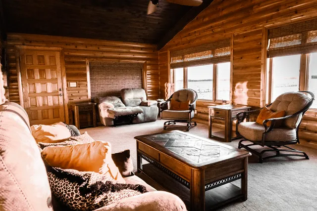 $1,100,000 | 564 Lake Drive, Coldwater, MI 49036