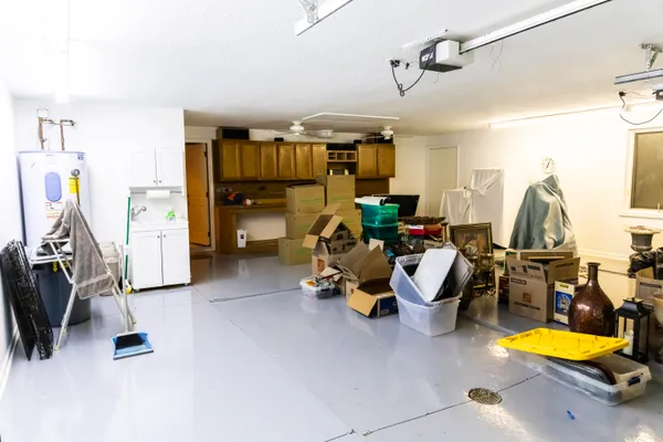 $1,100,000 | 564 Lake Drive, Coldwater, MI 49036