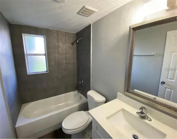 $2,400 | 4711 Ohio Avenue, Tampa, FL 33616