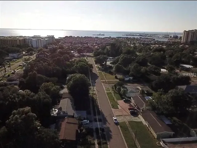 $2,400 | 4711 Ohio Avenue, Tampa, FL 33616