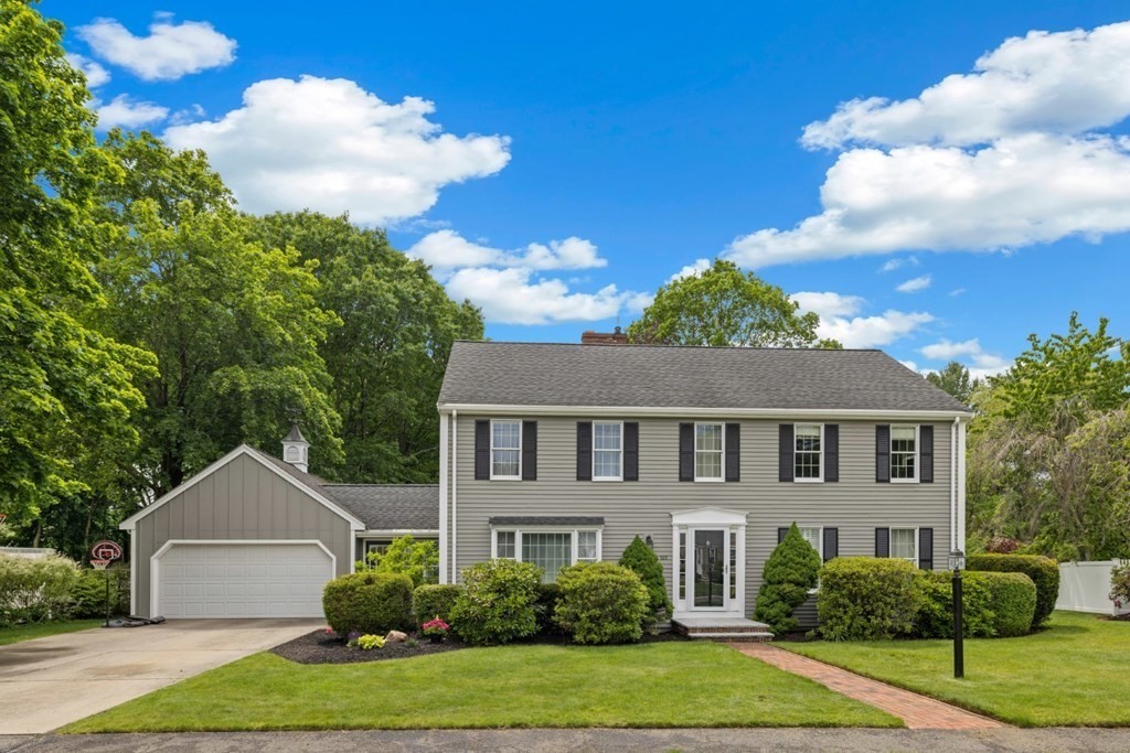 123 Locksley Road Lynnfield, MA 01940 - Photo 42 of 42 Gallery Image 42