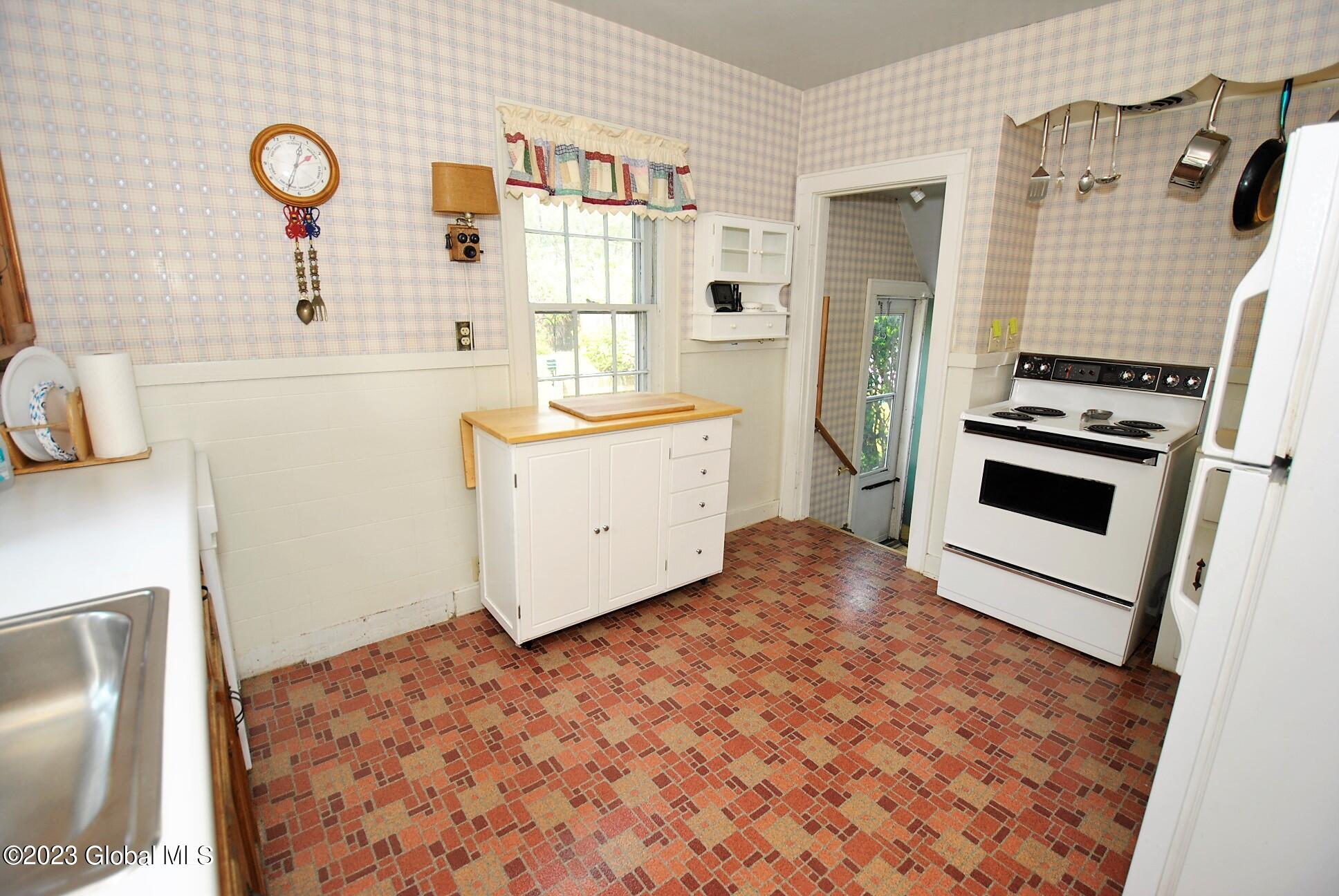 6083 Johnston Road Guilderland, NY 12159 - Photo 12 of 45 _DSC0411-0