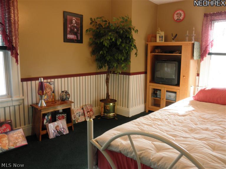 6163 Turney Road Cleveland, OH 44125 - Photo 15 of 25 Gallery Image 15