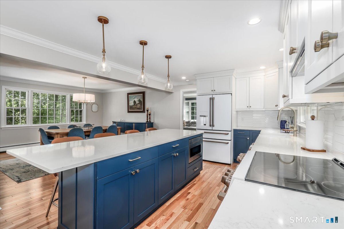 139 Seth Low Mountain Road Ridgefield, CT 06877 - Photo 8 of 40