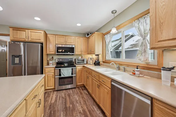 $397,000 | 1118 Melody Court Northwest, Isanti, MN 55040