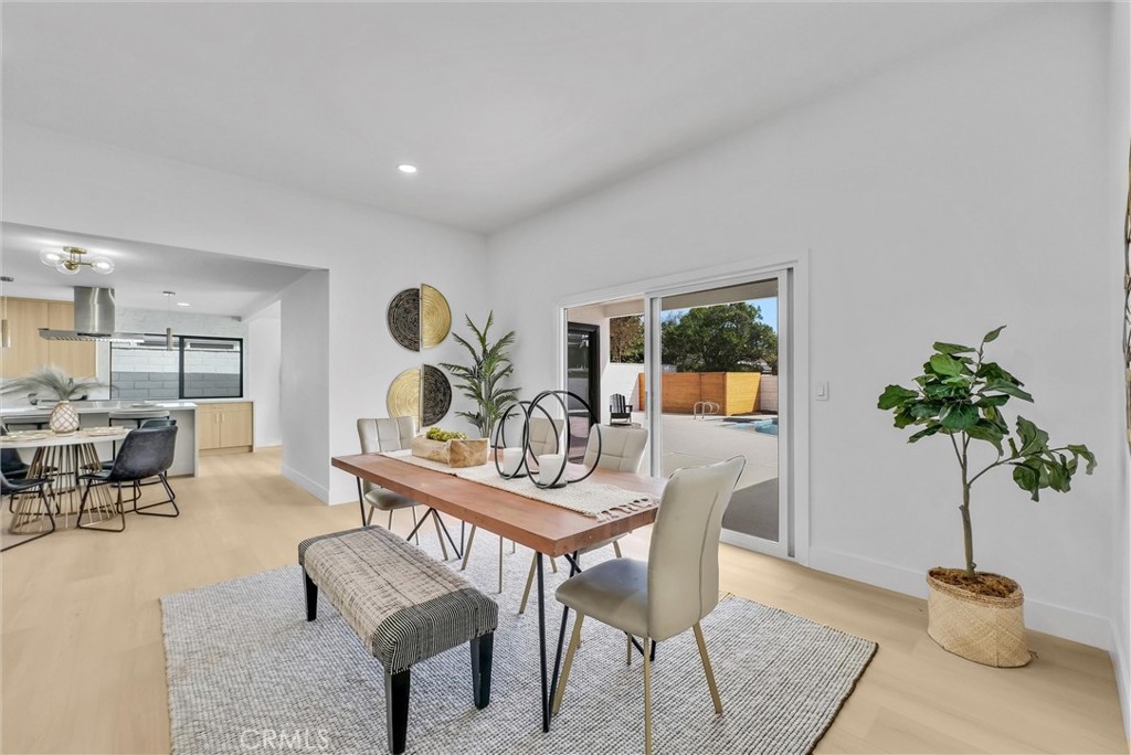13682 Carroll Way Tustin, CA 92780 - Photo 19 of 51 a living room with furniture potted plant and a table