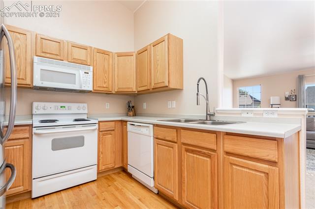 1633 Monterey Road, Unit D Colorado Springs, CO 80910 - Photo 7 of 25 Gallery Image 7