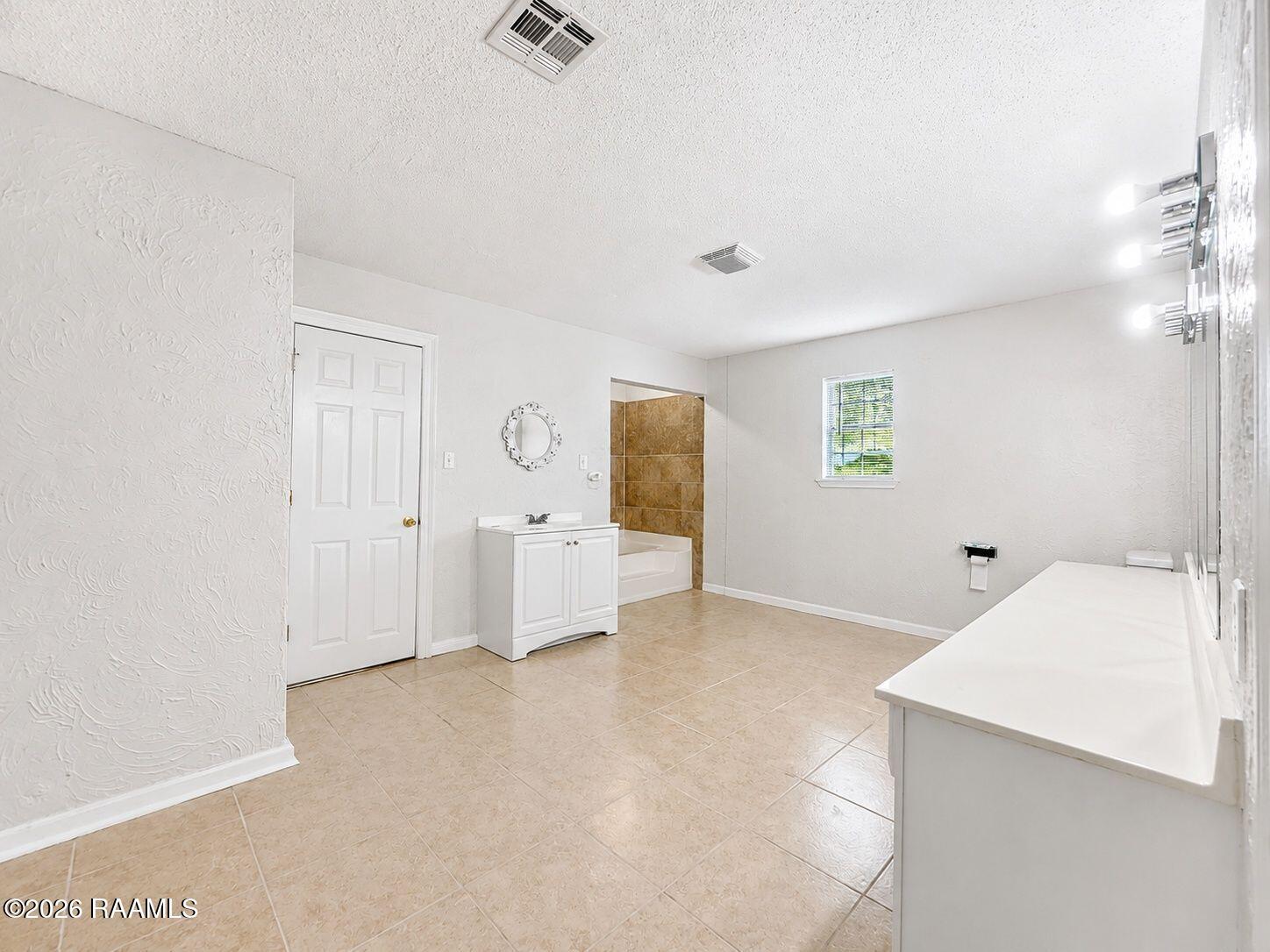 2903 Stacey Road Broussard, LA 70518 - Photo 25 of 48 20-web-or-mls-20-primary-bathroom-double
