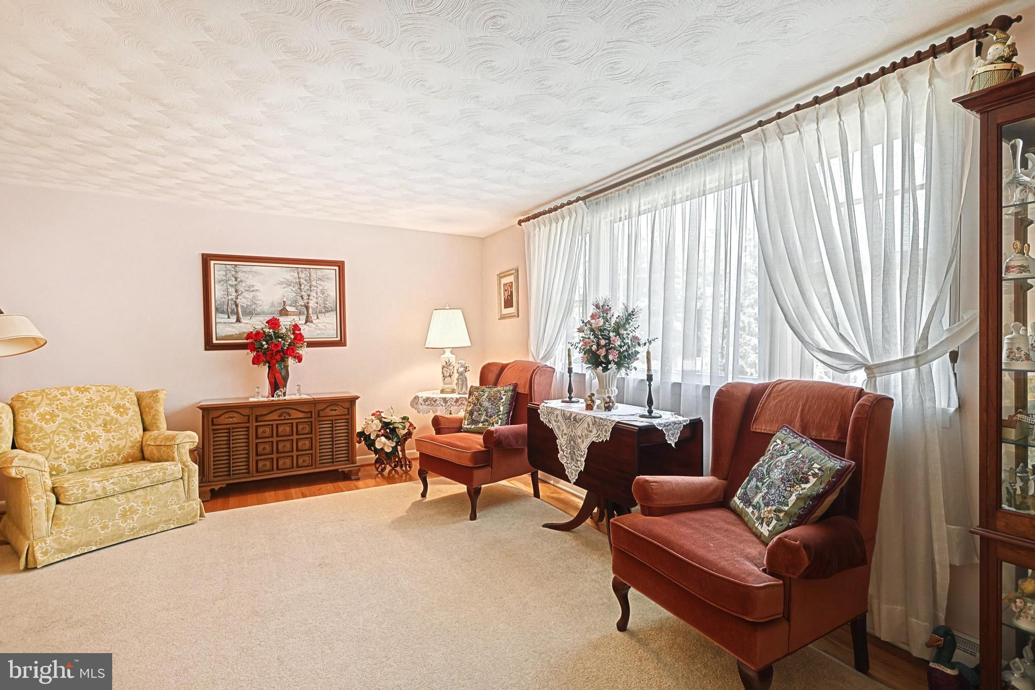 190 Edward Road York, PA 17403 - Photo 11 of 33 Gallery Image 11