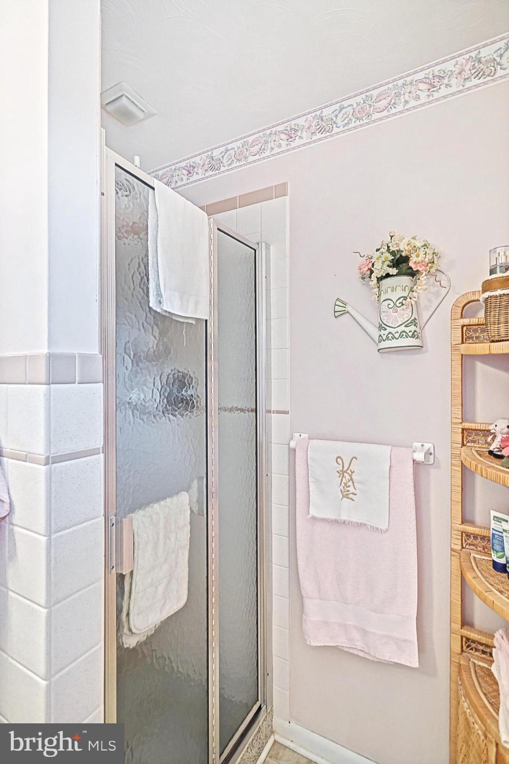 190 Edward Road York, PA 17403 - Photo 22 of 33 Gallery Image 22