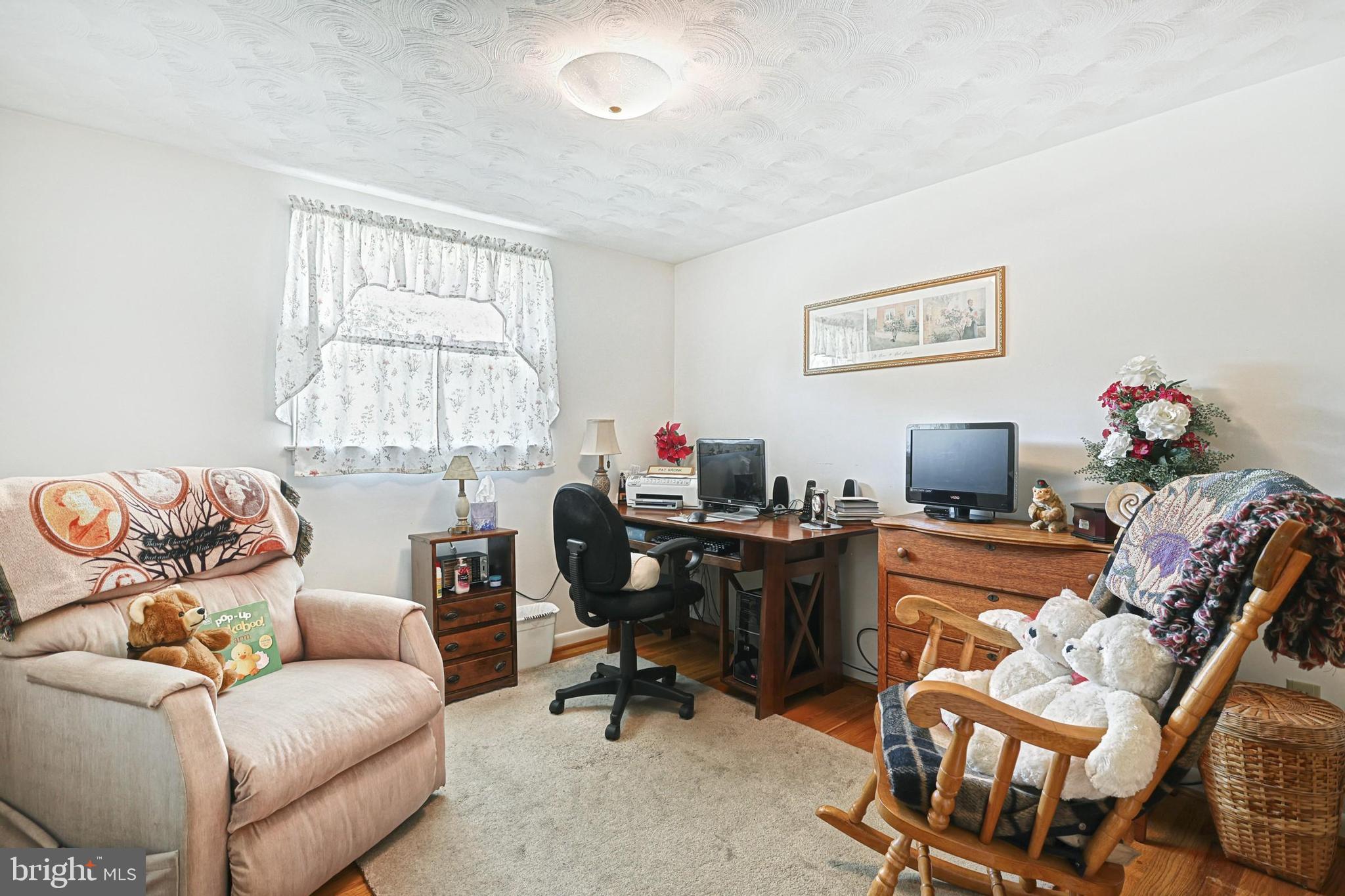 190 Edward Road York, PA 17403 - Photo 24 of 33 Gallery Image 24