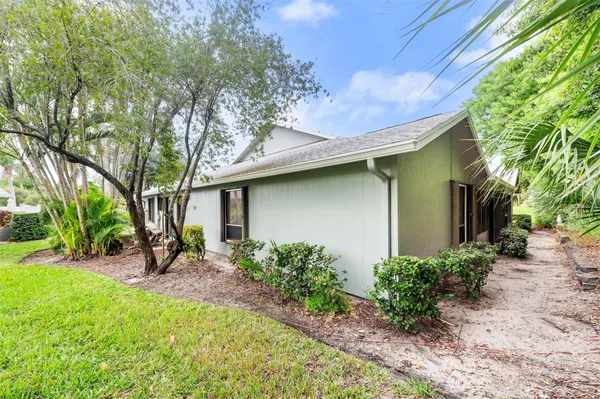 $2,500 | 6809 Southeast Yorktown Drive, Hobe Sound, FL 33455