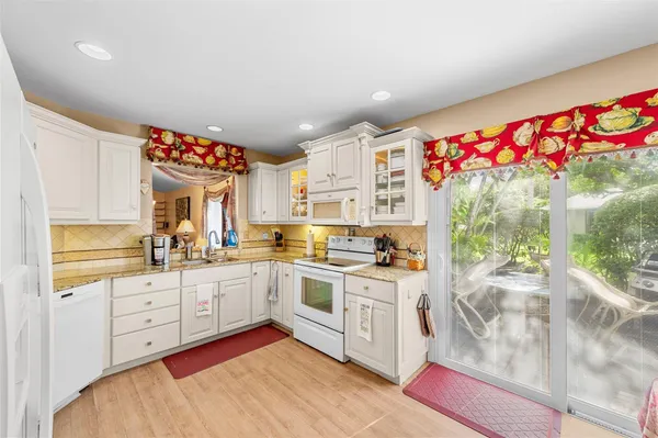 $2,500 | 6809 Southeast Yorktown Drive, Hobe Sound, FL 33455