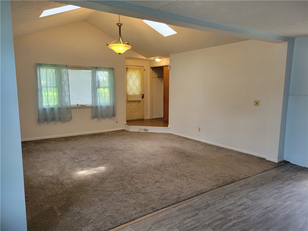 4 Wendell Place Rochester, NY 14615 - Photo 4 of 13