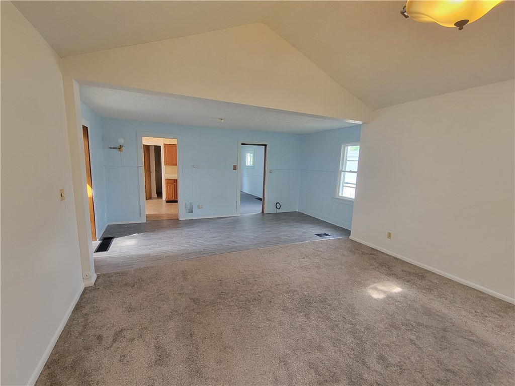 4 Wendell Place Rochester, NY 14615 - Photo 7 of 13