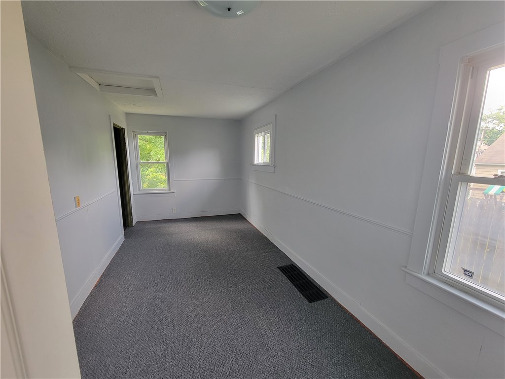 4 Wendell Place Rochester, NY 14615 - Photo 9 of 13