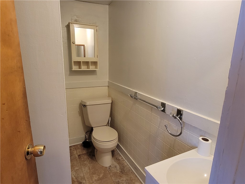 4 Wendell Place Rochester, NY 14615 - Photo 10 of 13