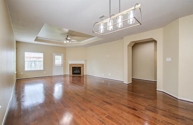 $2,300 | 17607 Memorial Falls Drive, Tomball, TX 77375