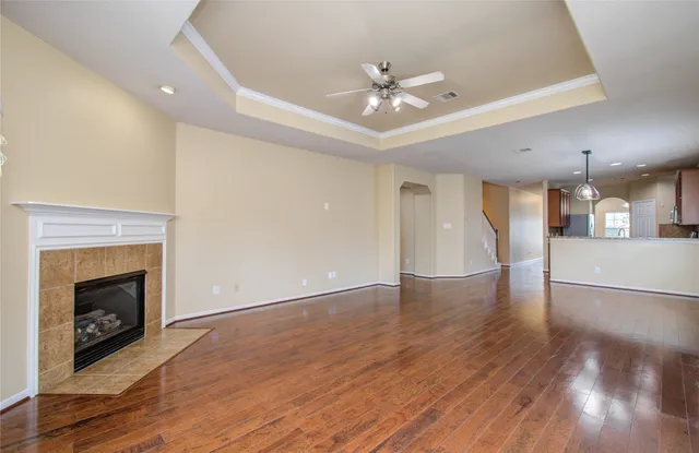 $2,300 | 17607 Memorial Falls Drive, Tomball, TX 77375