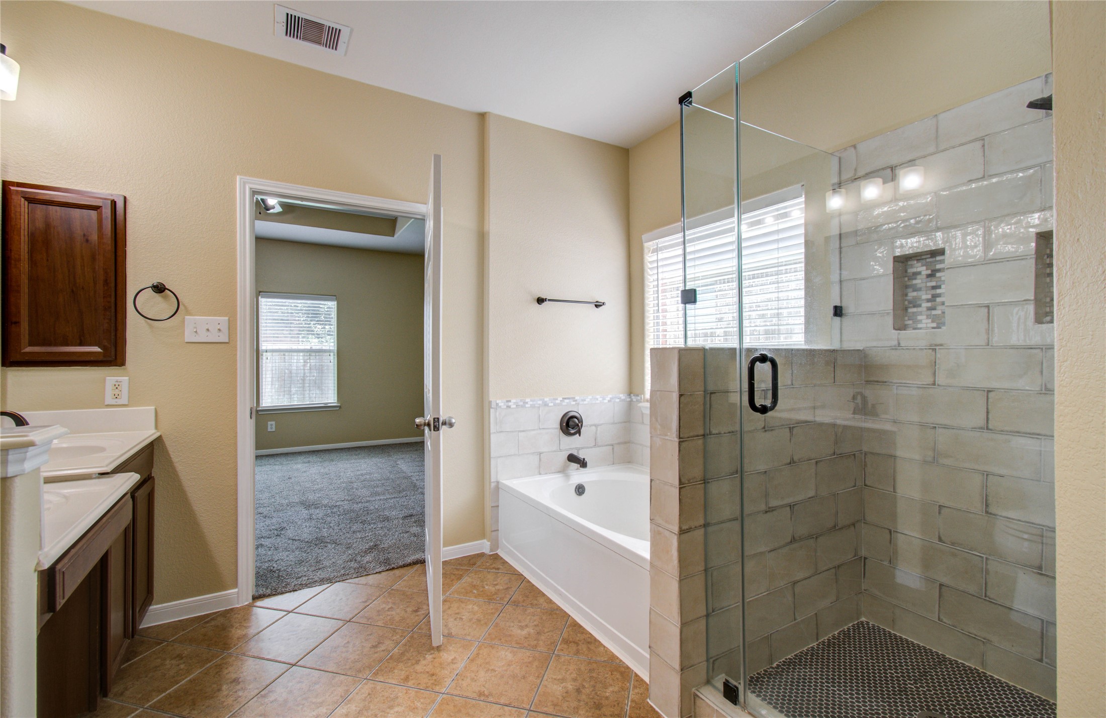 17607 Memorial Falls Drive Tomball, TX 77375 - Photo 30 of 46