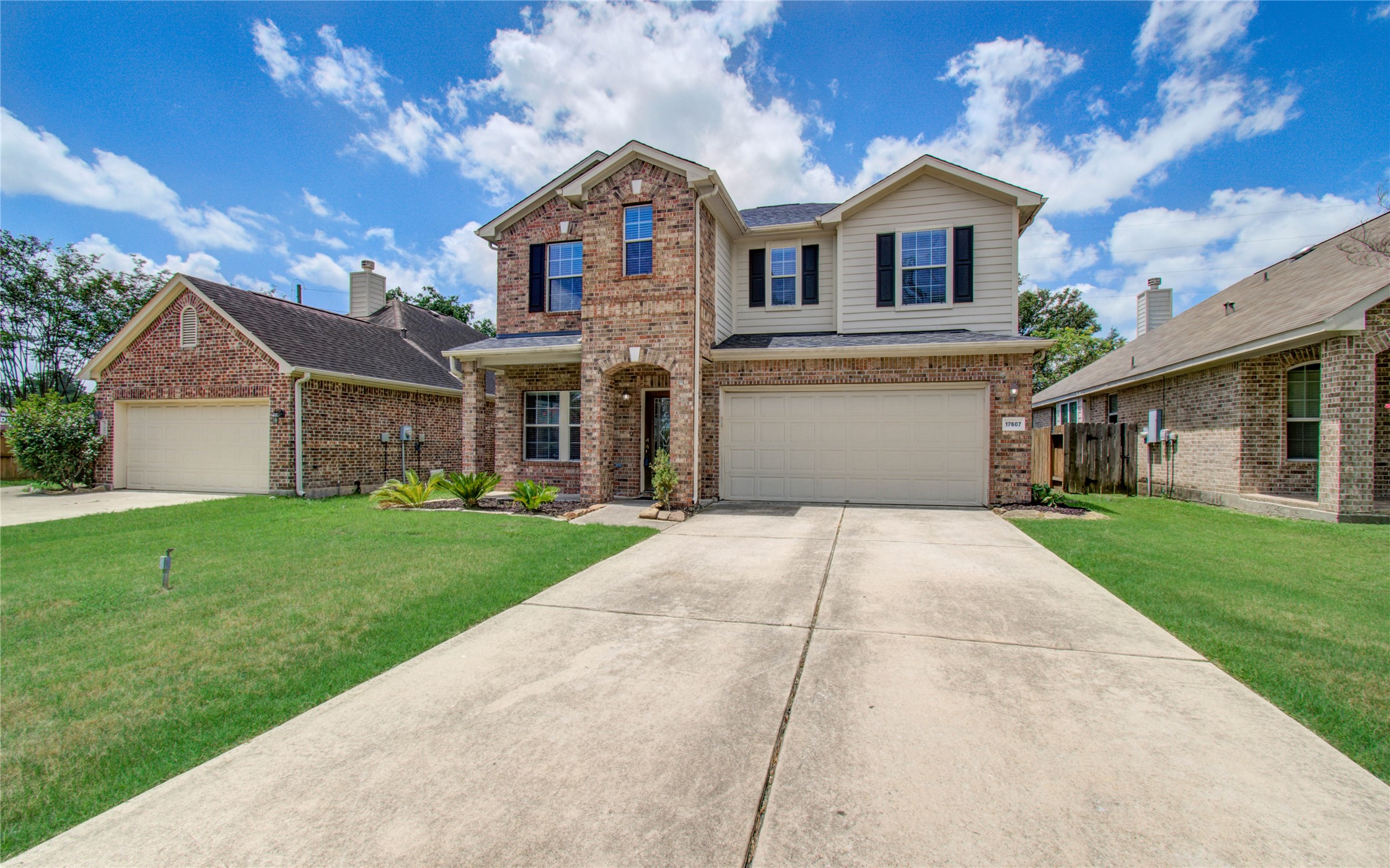 17607 Memorial Falls Drive Tomball, TX 77375 - Photo 4 of 46