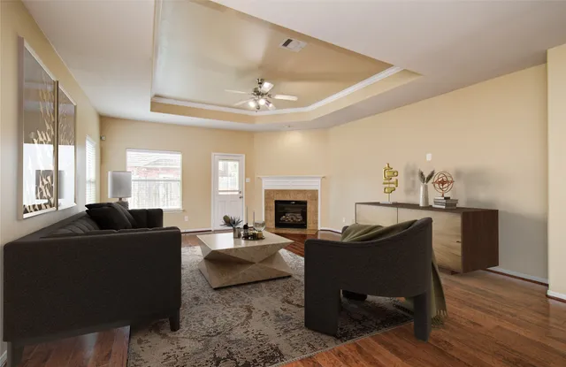 $2,300 | 17607 Memorial Falls Drive, Tomball, TX 77375