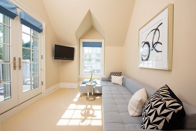 $2,725,000 | 174 Beach Road, Glencoe, IL 60022