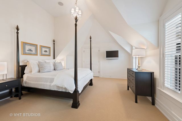 $2,725,000 | 174 Beach Road, Glencoe, IL 60022