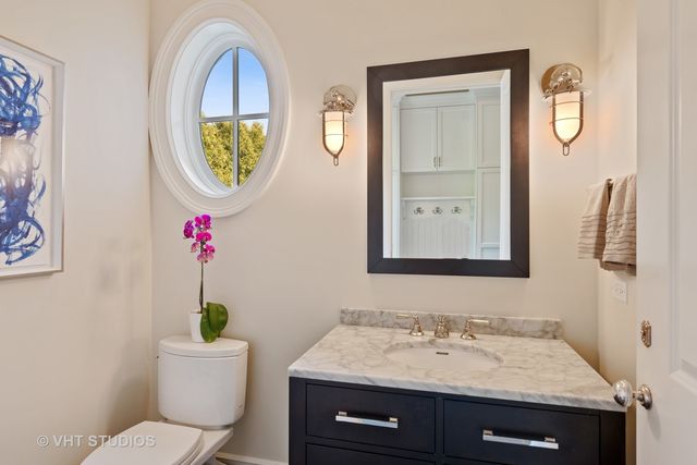 $2,725,000 | 174 Beach Road, Glencoe, IL 60022