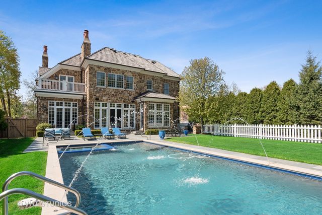 $2,725,000 | 174 Beach Road, Glencoe, IL 60022